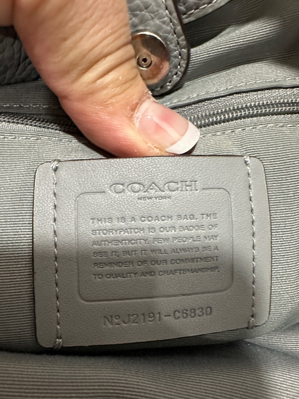 Coach Gray Pebbled Leather Shoulder Bag with Snake-Print Trim EUC - Picture 11 of 15